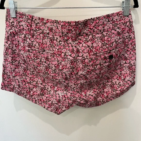 J.Crew Size 4 Liberty Arts Fabric Shorts - Picture 2 of 7